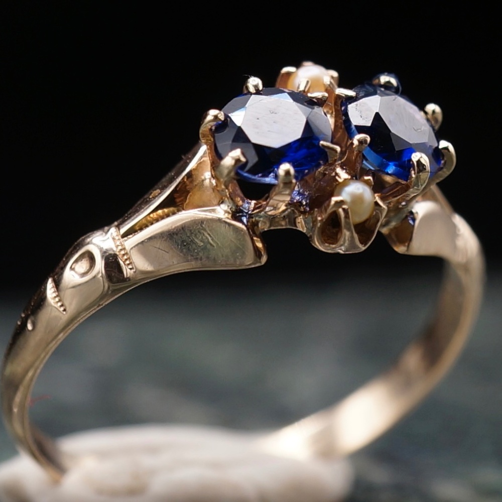 c.1890 Victorian Blue .63ctw Sapphire Ring 10k Rose Gold Seed Peals sz6